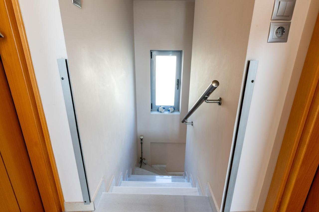 Elegant New Maisonette Near The Sea Aegina Zewnętrze zdjęcie